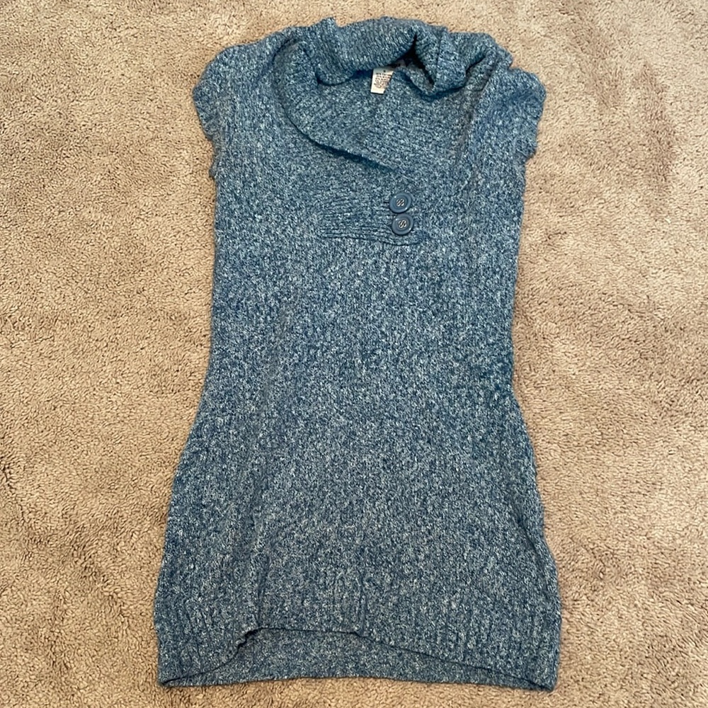 Sleeveless tunic sweater